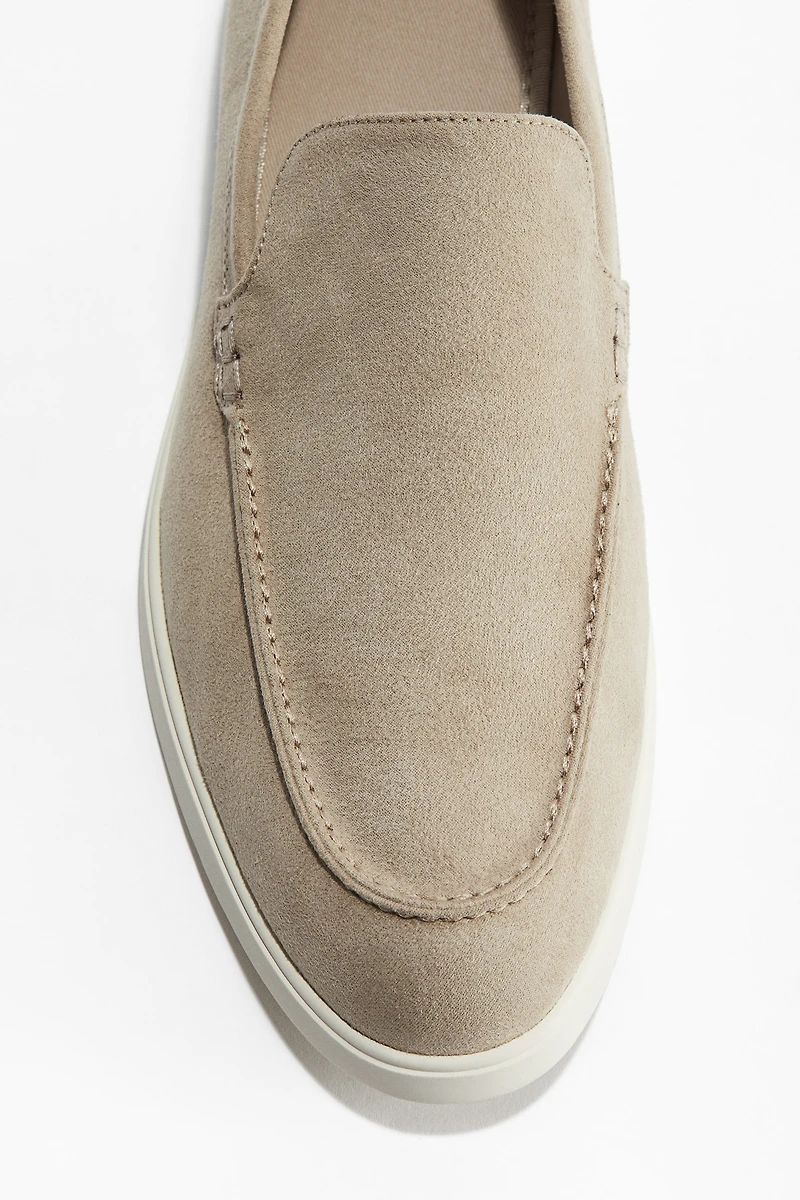 Flâneur à couture mocassin