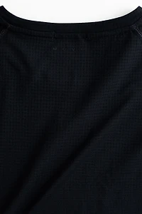 Muscle Fit Sports T-Shirt with DryMove™