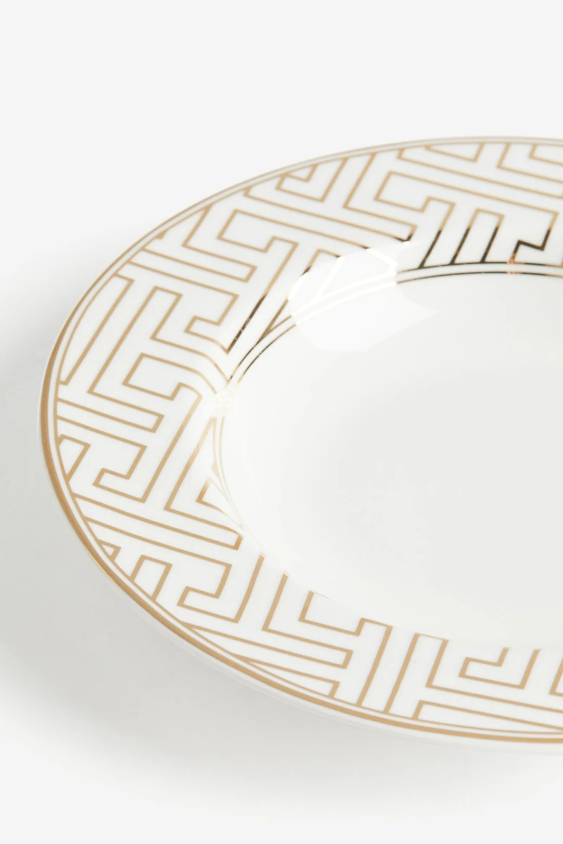 Assiette creuse en porcelaine