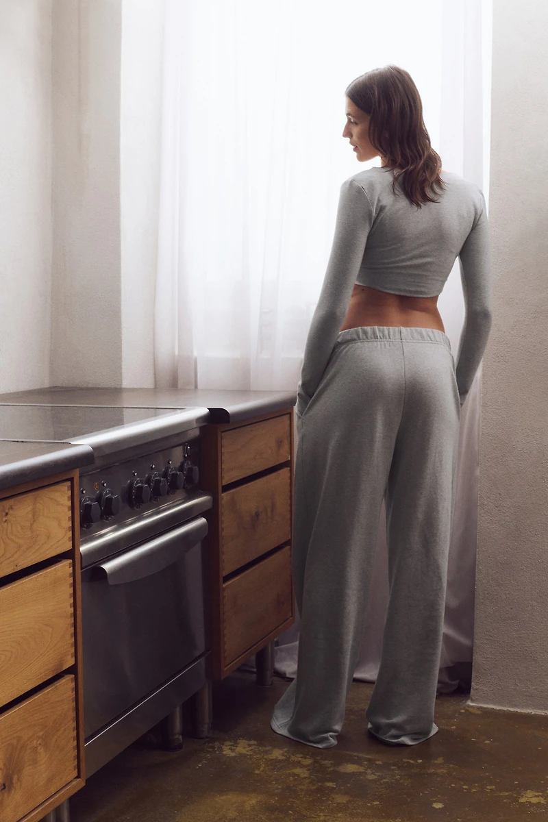 Sports Sweatpants with DryMove™