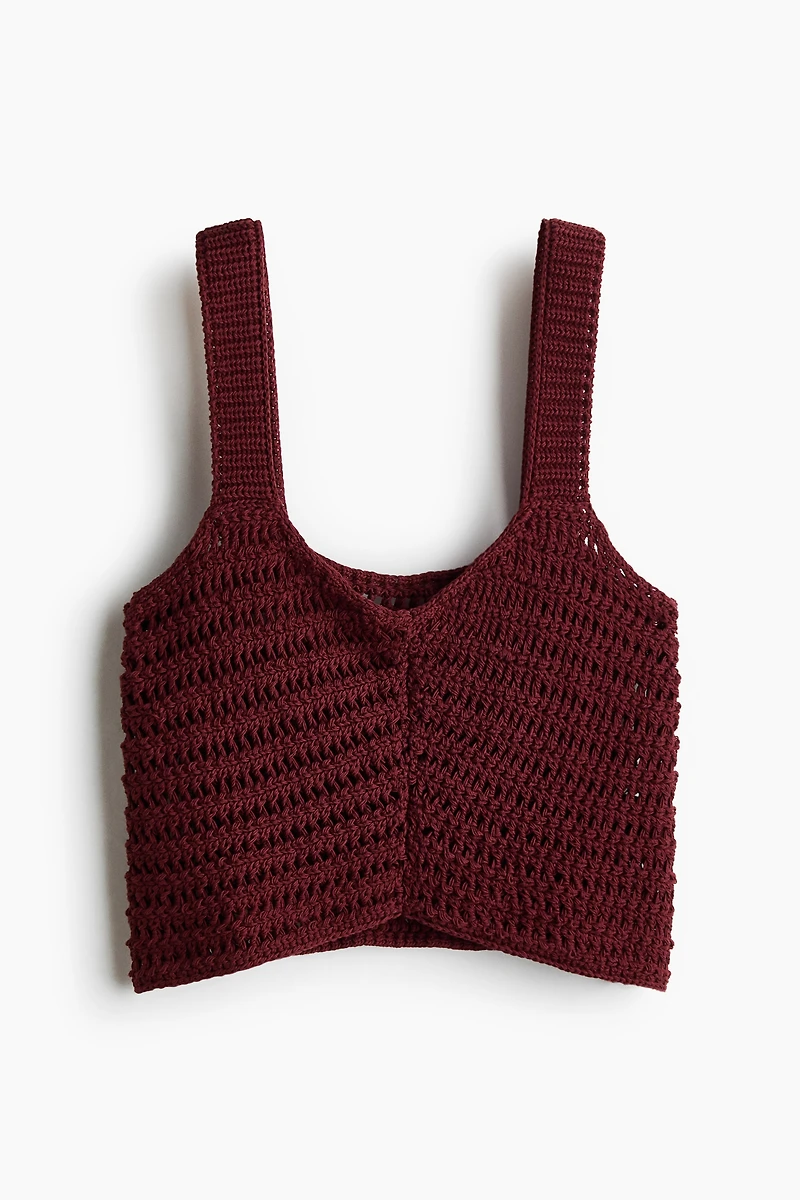 Haut d'aspect crocheté