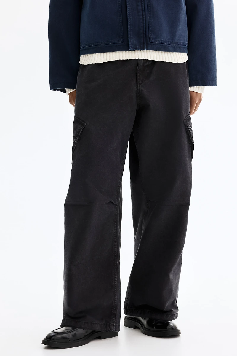 Loose-Fit Cargo Pants