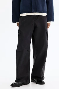 Loose-Fit Cargo Pants