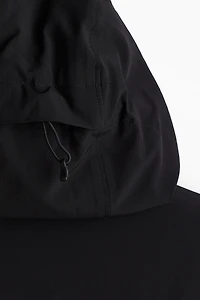 Loose-Fit Running Jacket with DryMove™