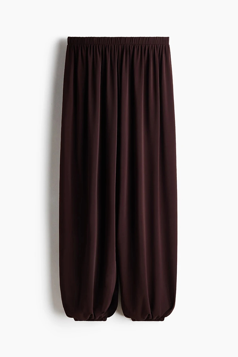 Balloon-Leg Pants