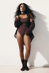 Maillot Tanga légèrement gainant en microfibre