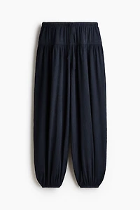 Crinkled balloon trousers