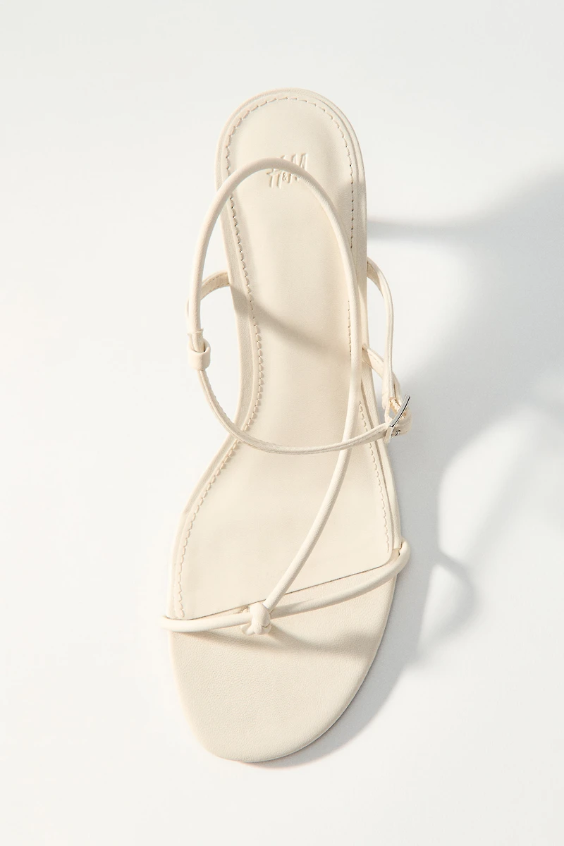 Sandales à talon avec brides fines