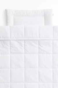 Couette et oreiller pour bébé