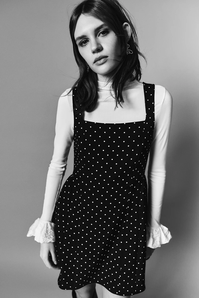 Robe à jupe évasée