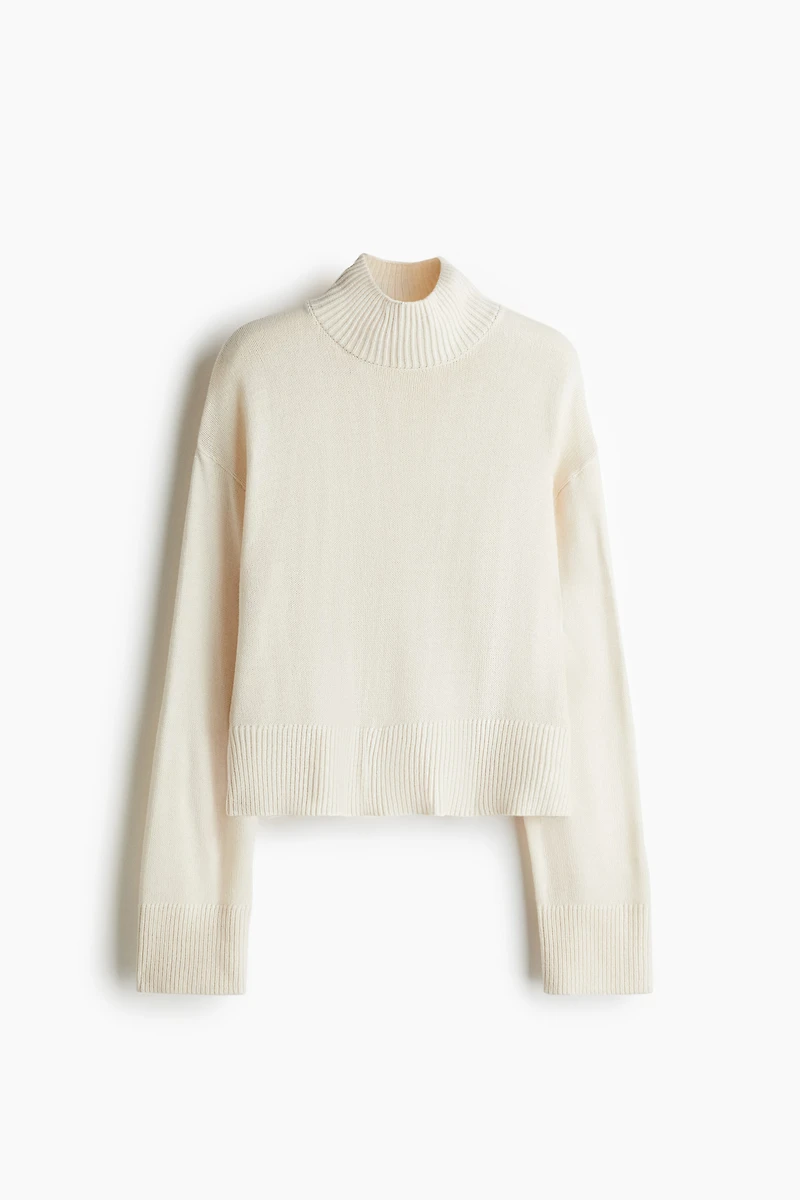 Chandail en tricot fin avec col cheminée