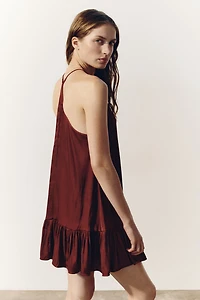 Robe trapèze à bretelles fines