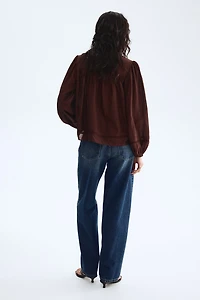 Blouse en viscose mélangée avec dentelle