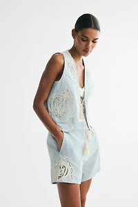 Short en lin mélangé avec broderie anglaise