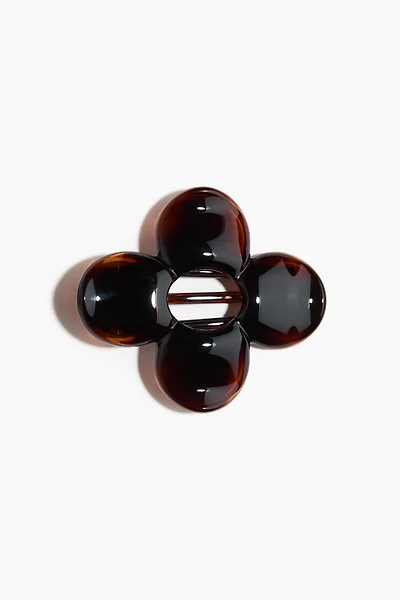 Flat flower-shaped hair claw