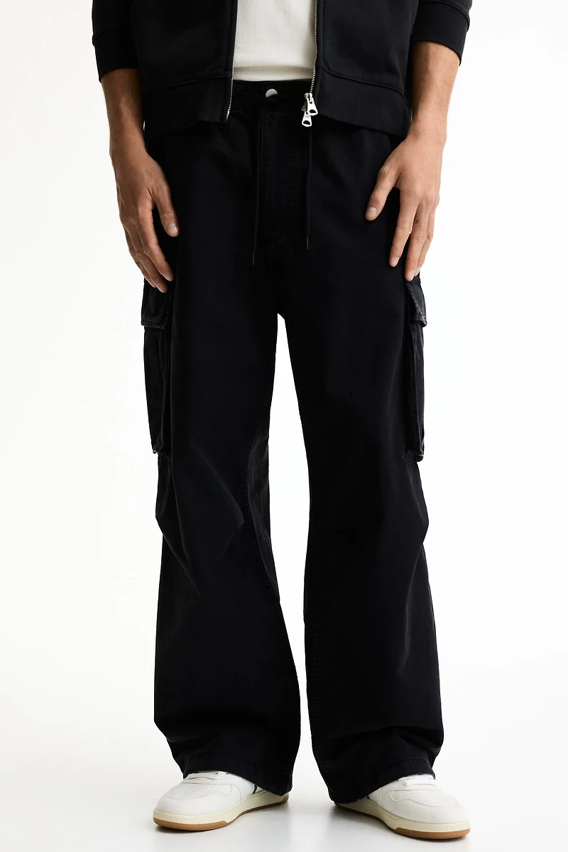 Loose-Fit Cargo Pants