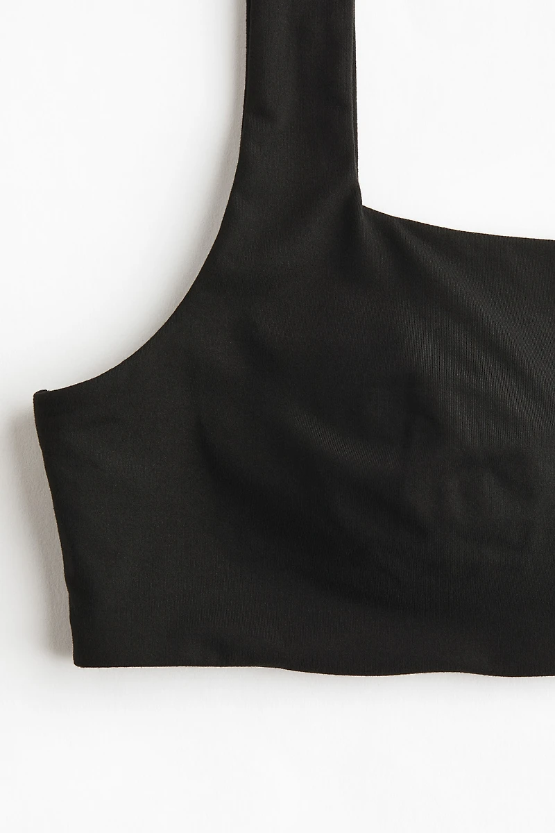 Soutien-gorge souple et coussiné en microfibre