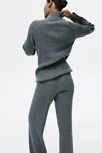 Wide-Leg Rib-Knit Pants