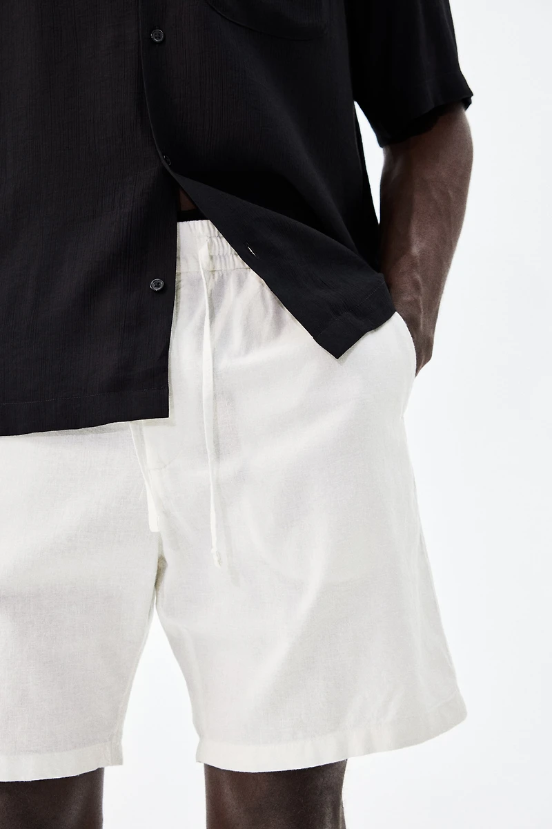 Regular Fit Linen-Blend Shorts