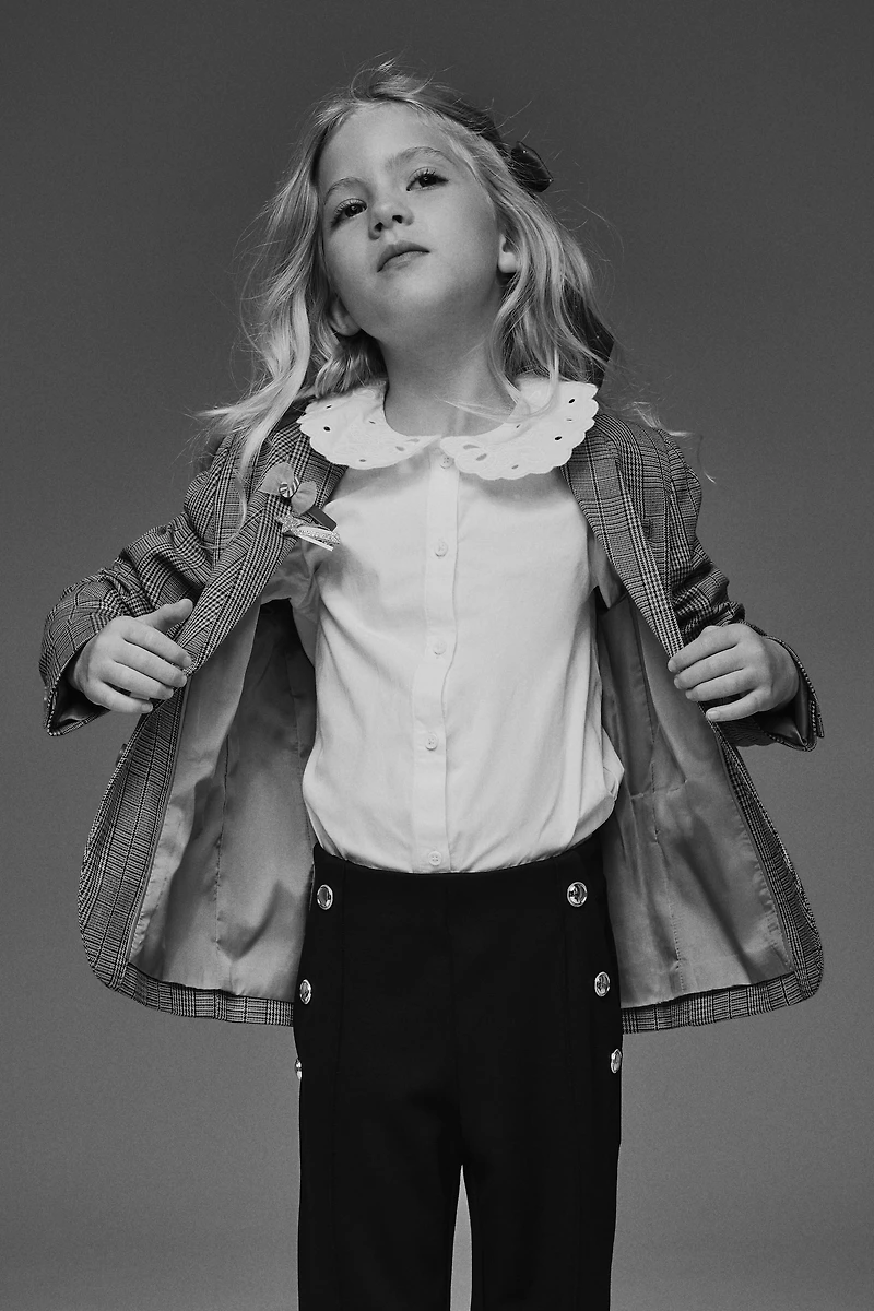 Blouse à col Claudine brodé