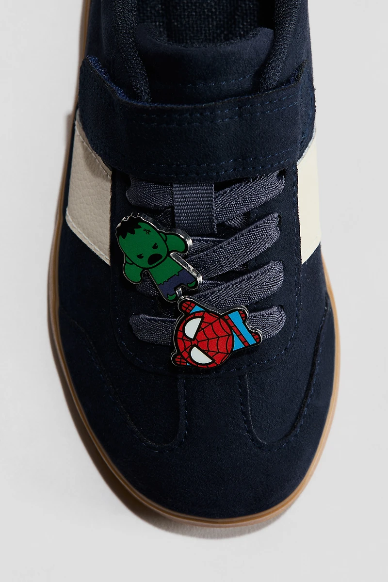 Sneakers with Appliqués