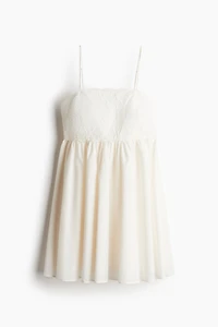 Robe avec corsage brodé