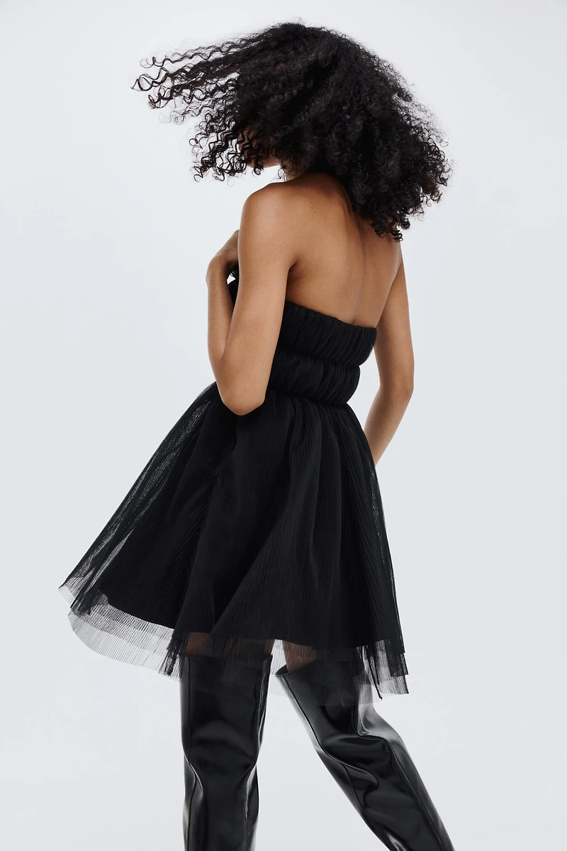 Robe bandeau en tulle