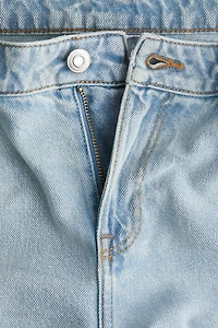 Short Bermuda classique en denim