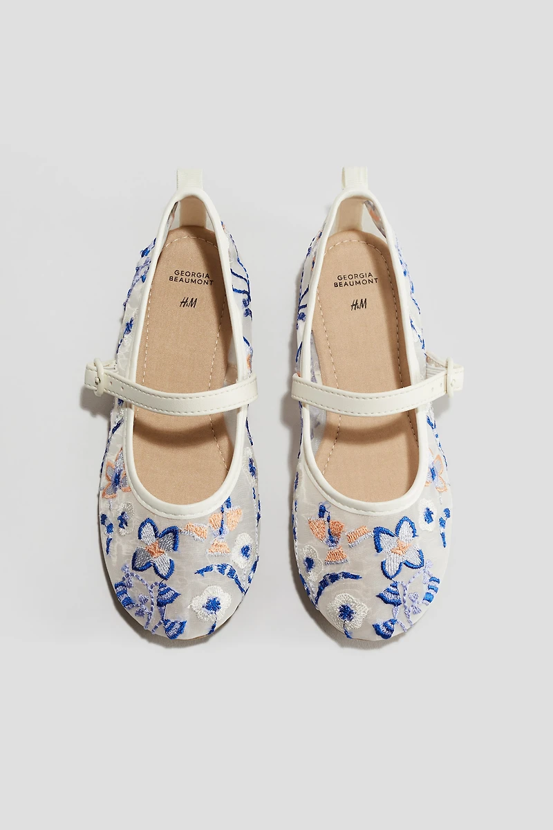 Embroidered Mesh Ballet Flats