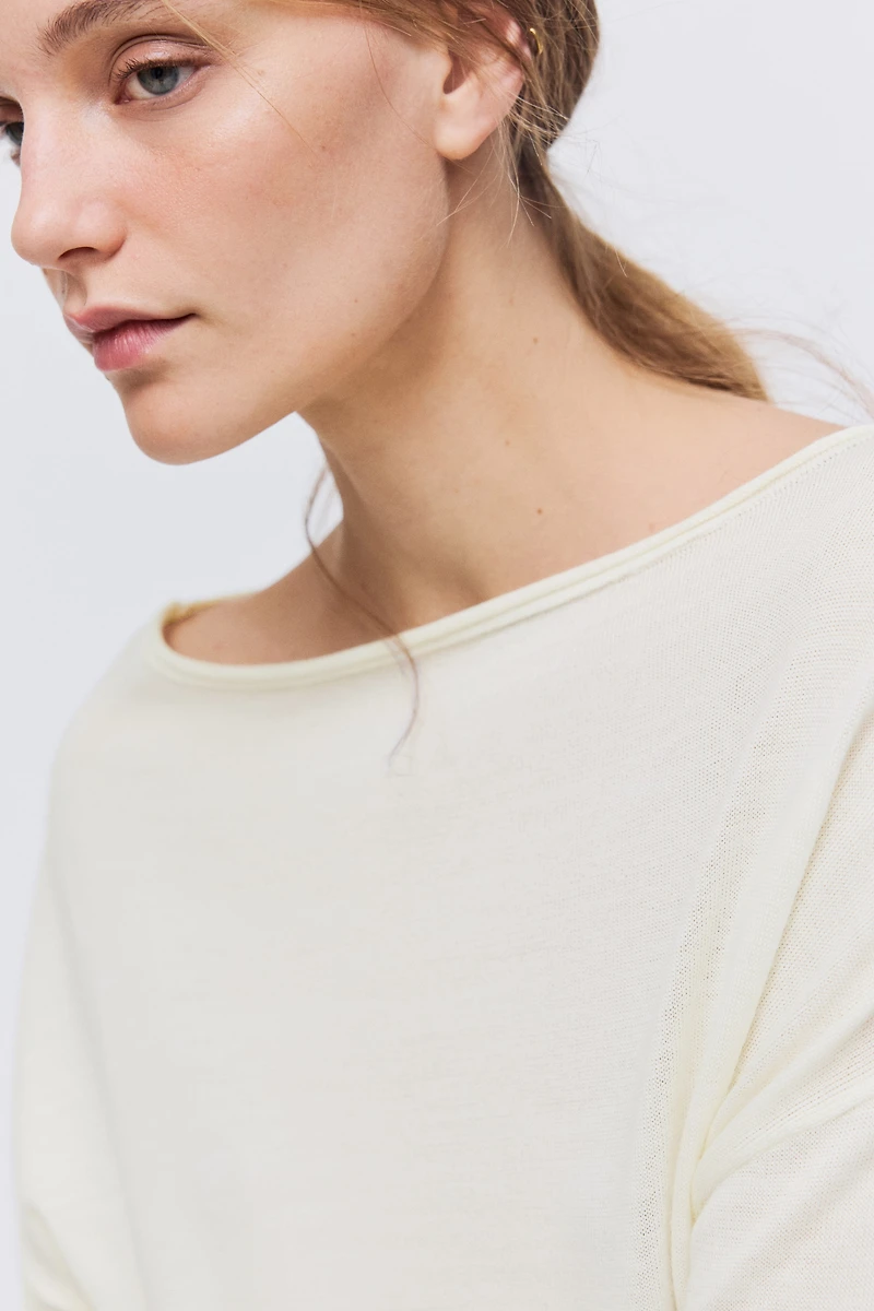 Fine-Knit One-Shoulder Top