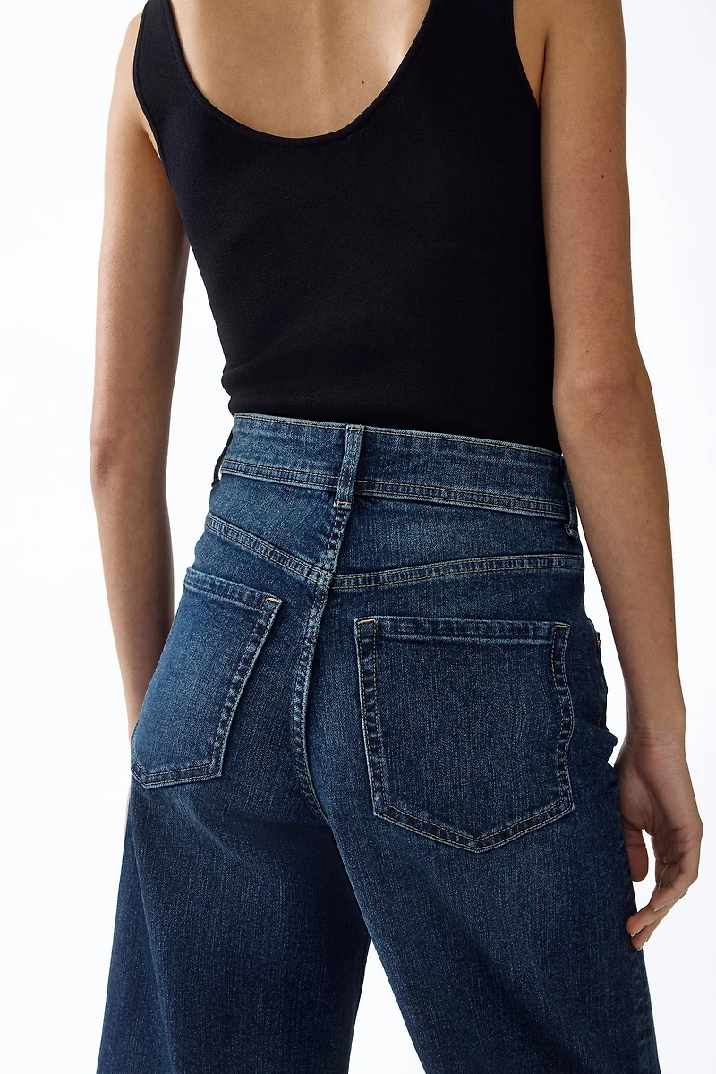 Wide High Waist Ankle Jeans