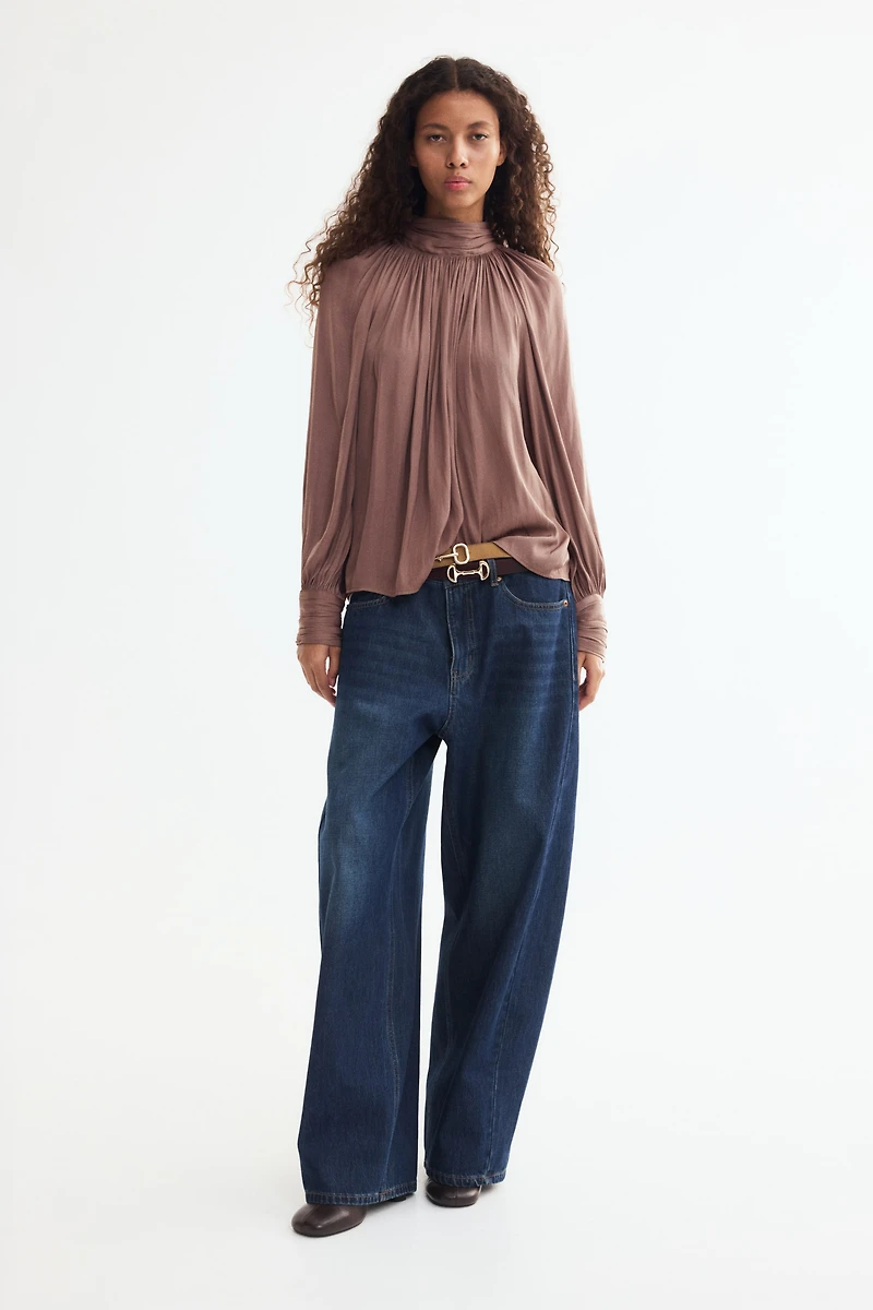 Balloon-Sleeved Blouse