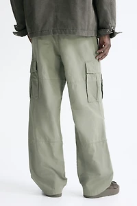 Relaxed-Fit Cotton Cargo Pants