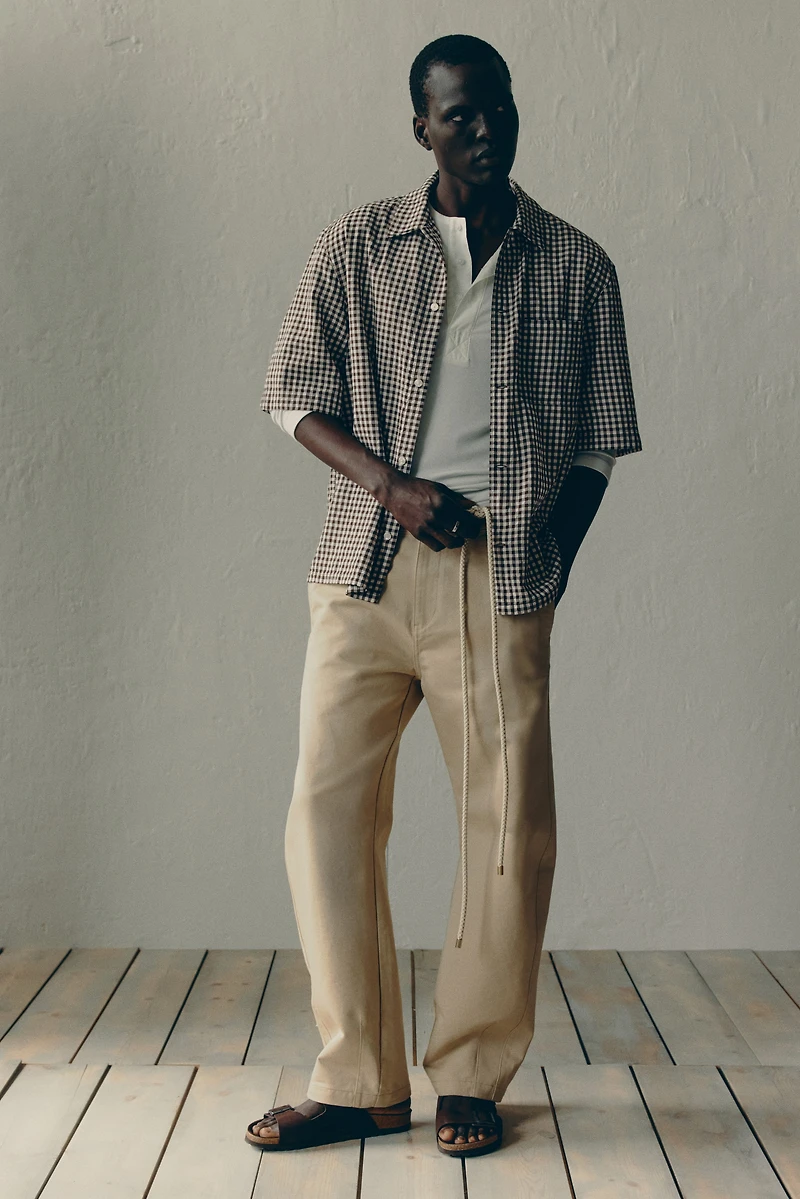 Chemise classique à manches courtes