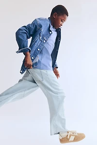 Jean à jambes tonneau