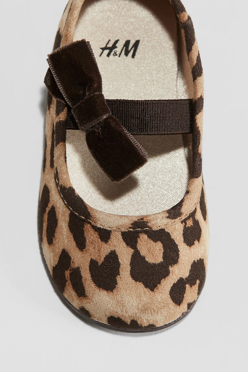 Ballerines avec boucle
