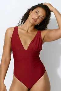Costume de bain légèrement sculptant