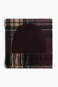 Ensemble 2 pièces avec écharpe et tuque