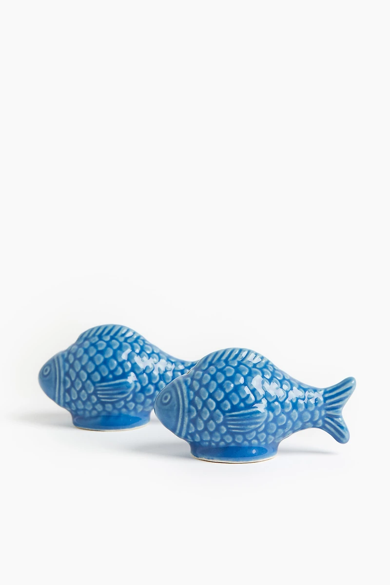 Stoneware Salt and Pepper Set