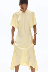 Robe midi en satin