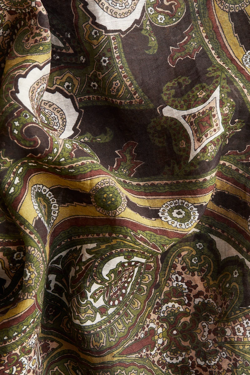 Robe avec col lavallière