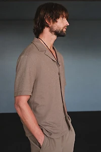 Chemise classique en jersey avec col cubain