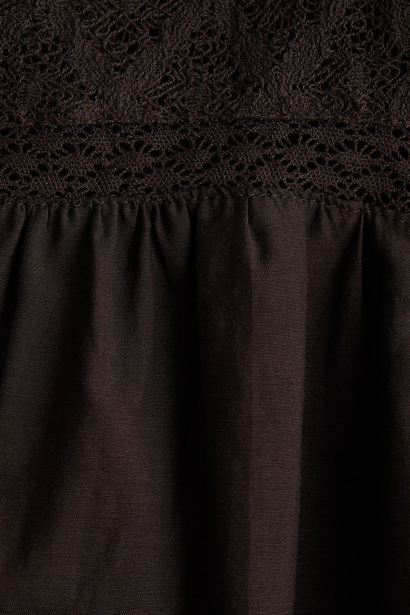 Blouse avec dentelle