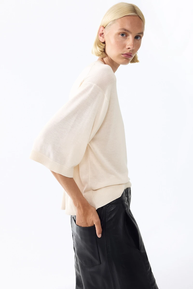 Haut à manches courtes en tricot fin
