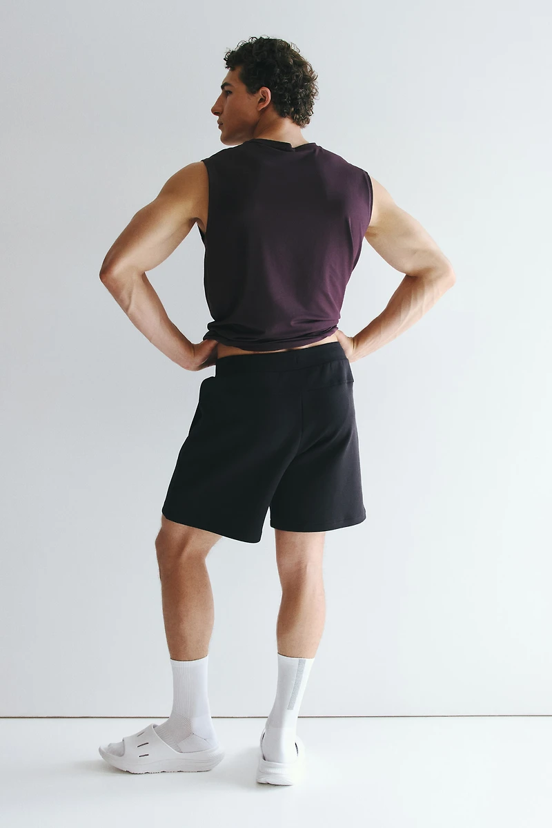 Short de sport en scuba DryMoveđ
Ș