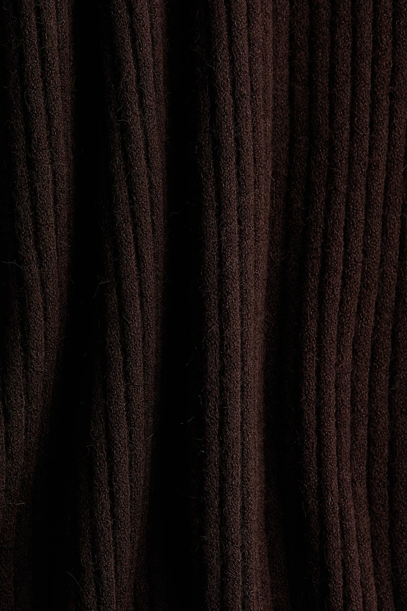 Jupe midi en tricot côtelé
