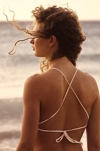 Haut de plage à l’aspect crochet avec dos ouvert