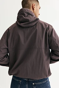 Veste coupe-vent à capuche