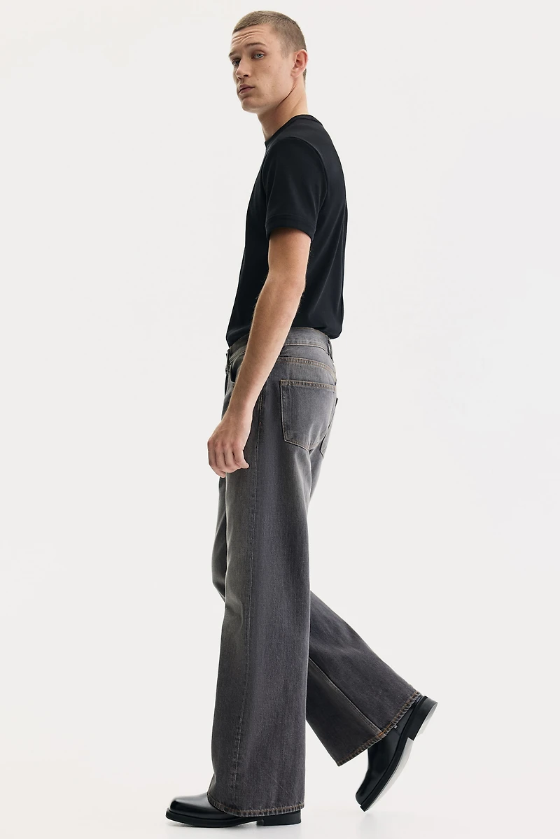 Relaxed Bootcut Jeans