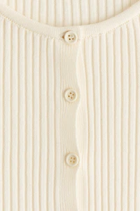 Gilet en tricot côtelé avec dentelle